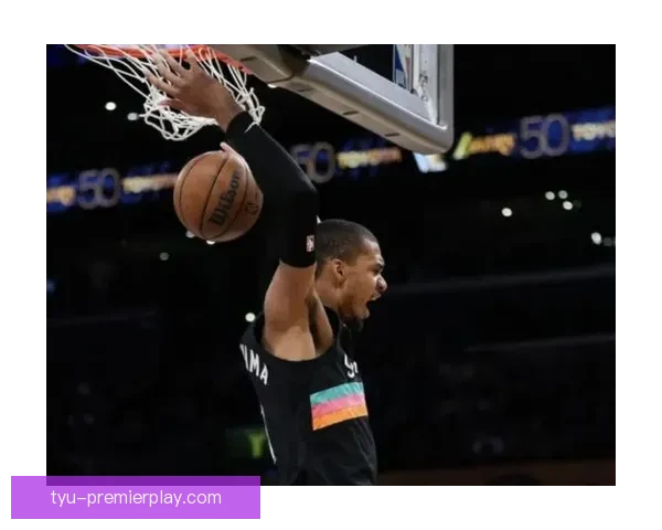 文班今夏五年顶薪留守马刺冲冠