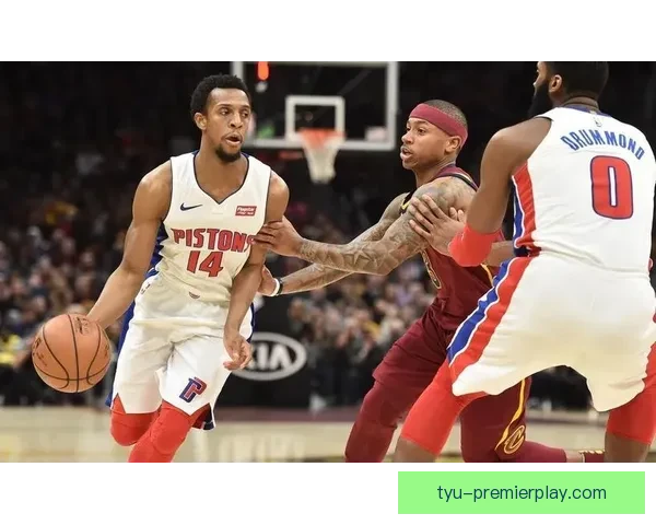 吹杨奇才首秀惊艳拿12+6 球队惨遭七连败